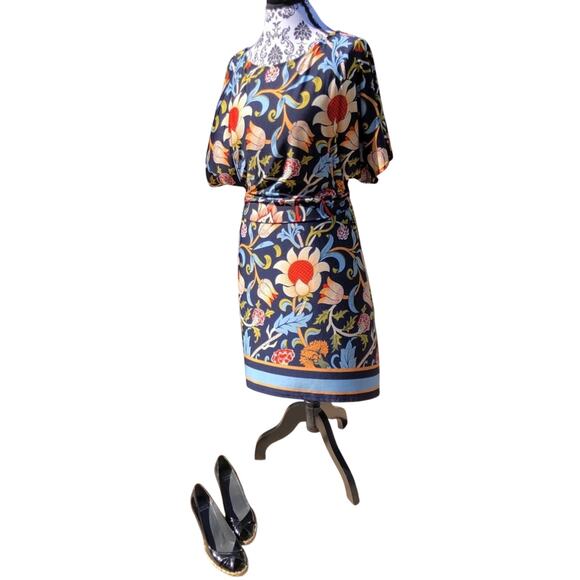 BCBGMAXAZRIA Floral Midi Dress size XSmall - Picture 2 of 6